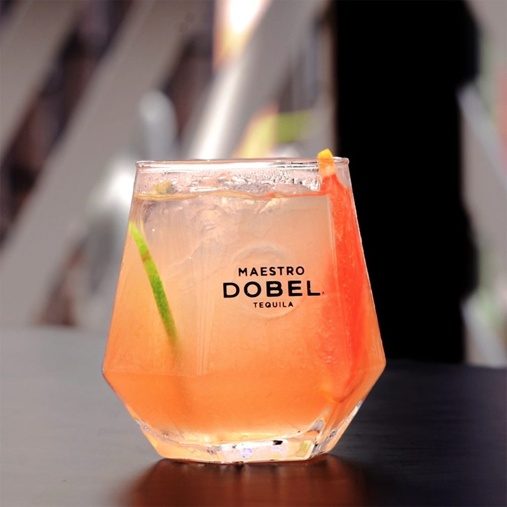 Cóctel Mach Point con Maestro Dobel Diamante